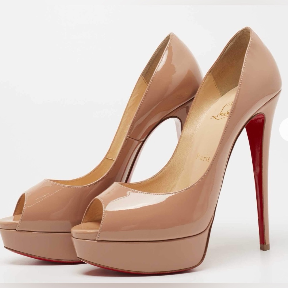 Christian Louboutin Beige Patent Leather Lady Peeps Pumps